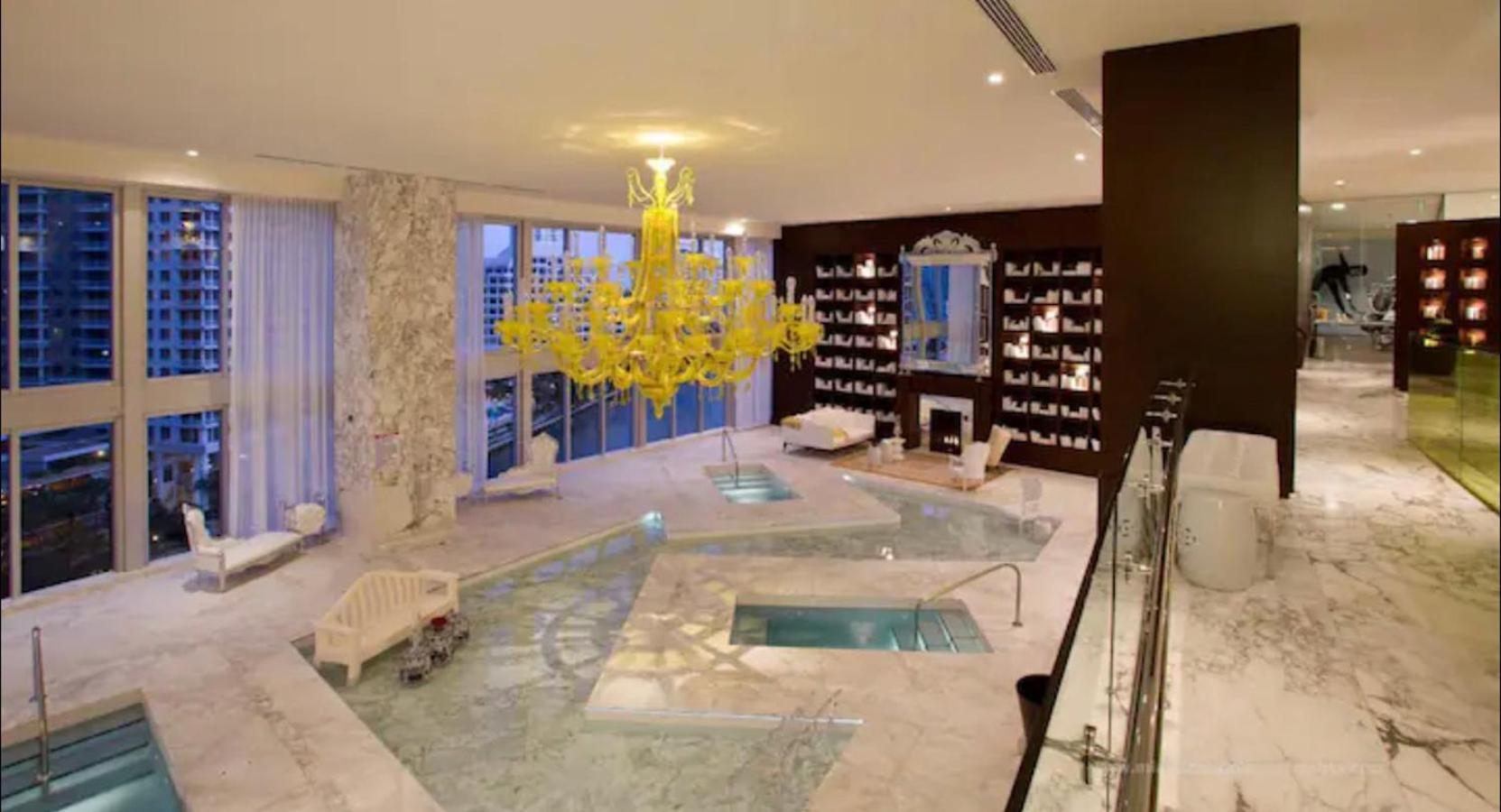 *Iconic W Icon Condo/ Pool&Waterviews*Freespa* Майами Экстерьер фото